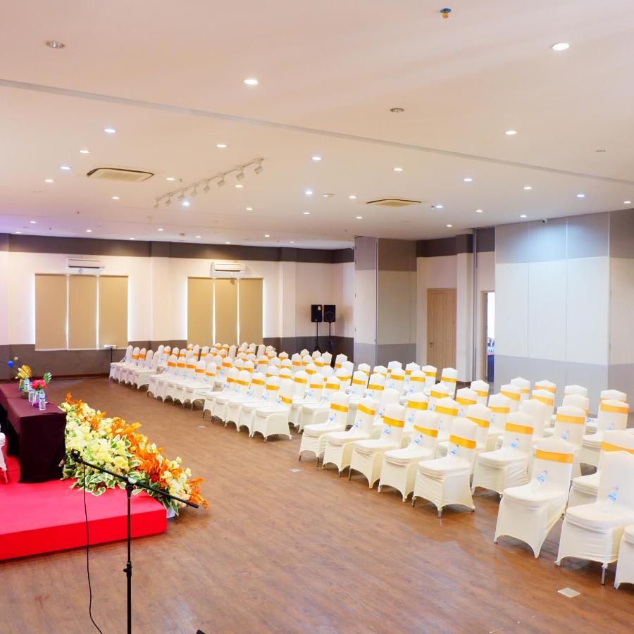 Manise Hotel Ambon Eksteriør bilde