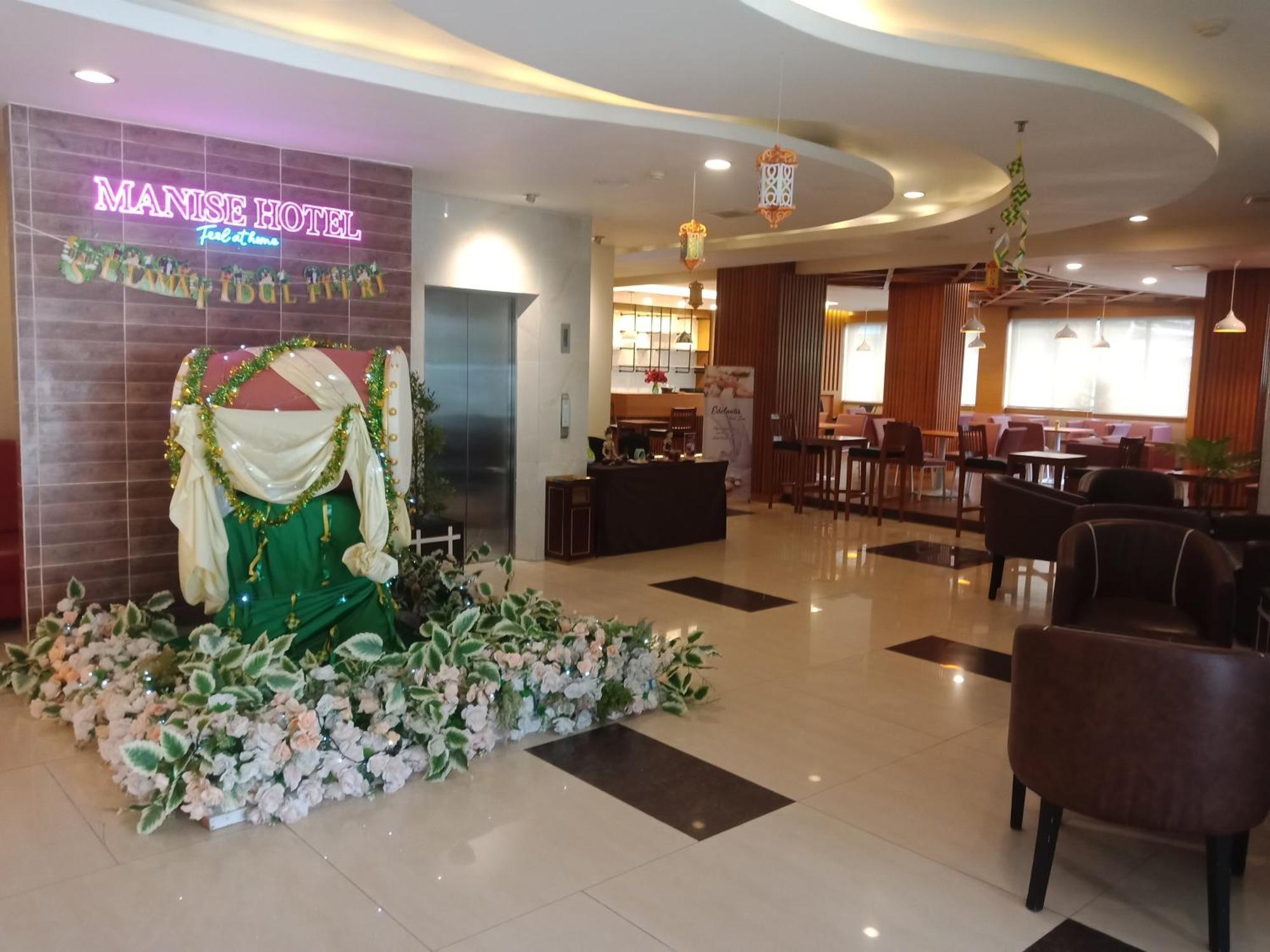 Manise Hotel Ambon Eksteriør bilde
