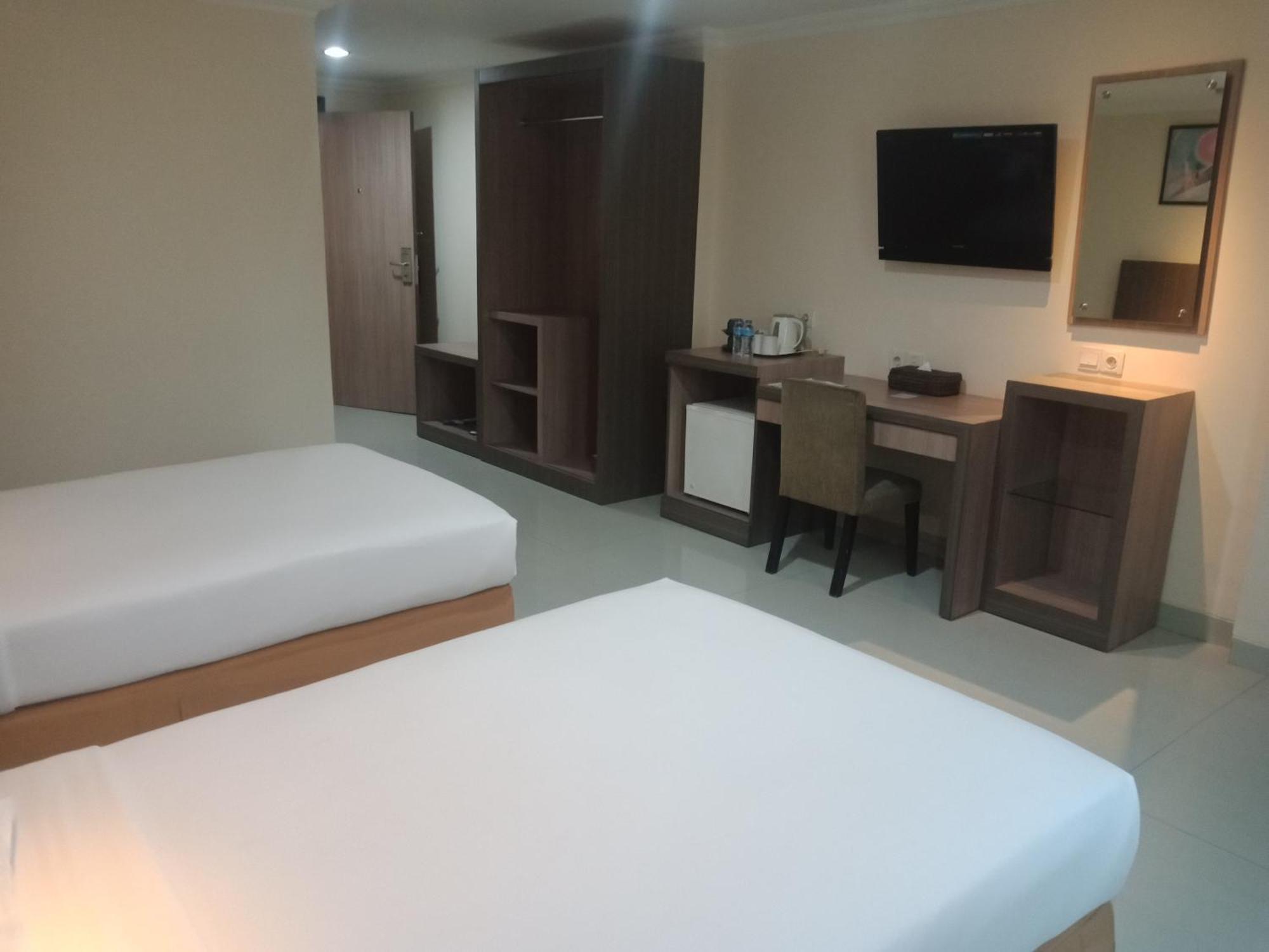 Manise Hotel Ambon Eksteriør bilde