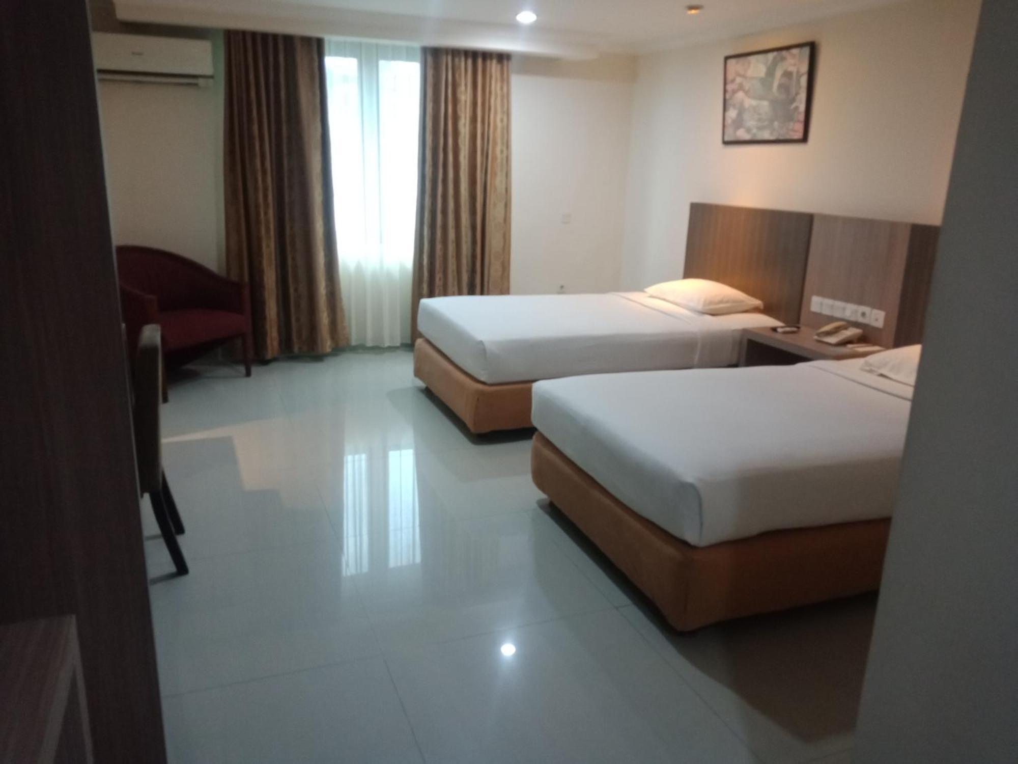Manise Hotel Ambon Eksteriør bilde