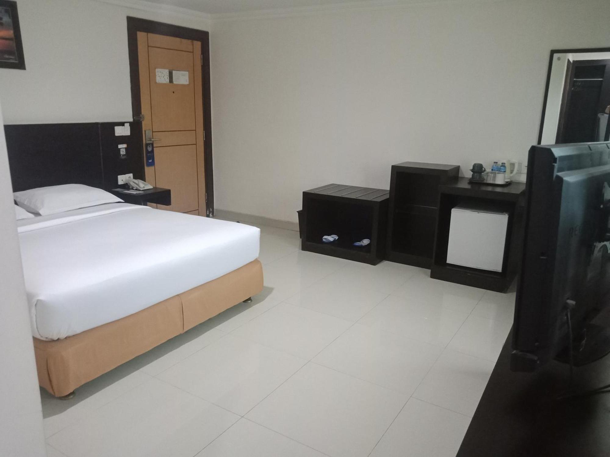 Manise Hotel Ambon Eksteriør bilde
