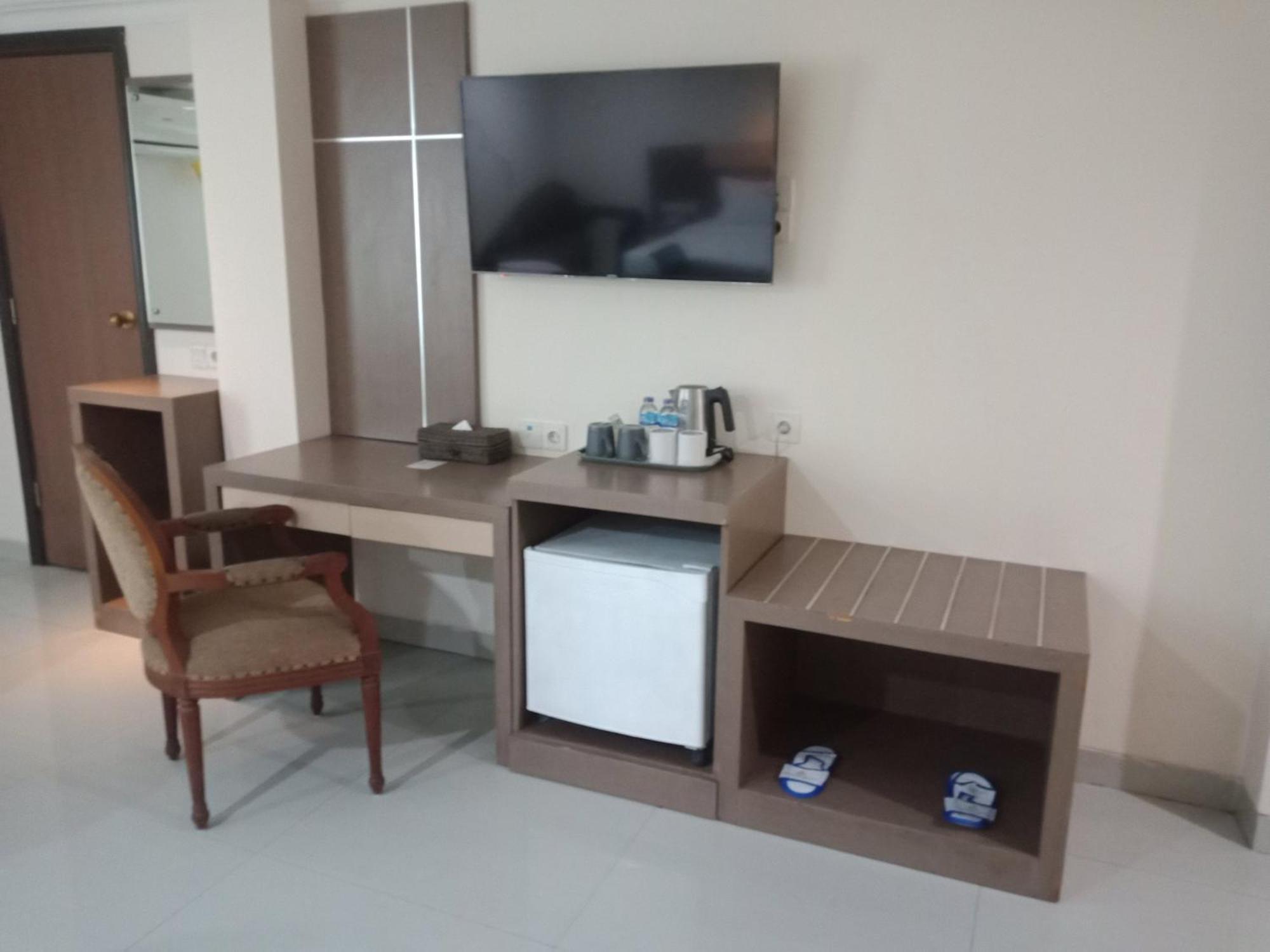 Manise Hotel Ambon Eksteriør bilde