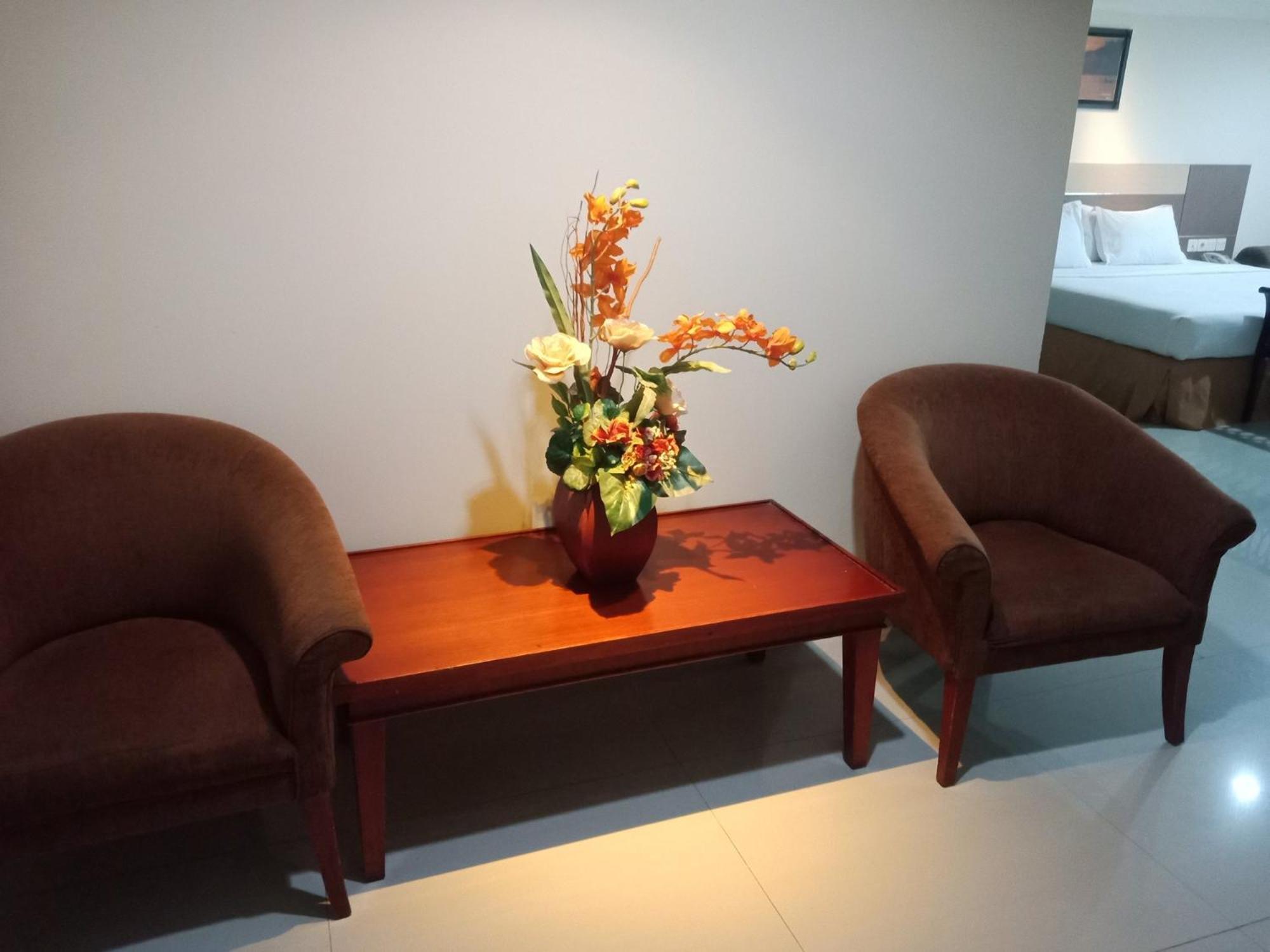 Manise Hotel Ambon Eksteriør bilde