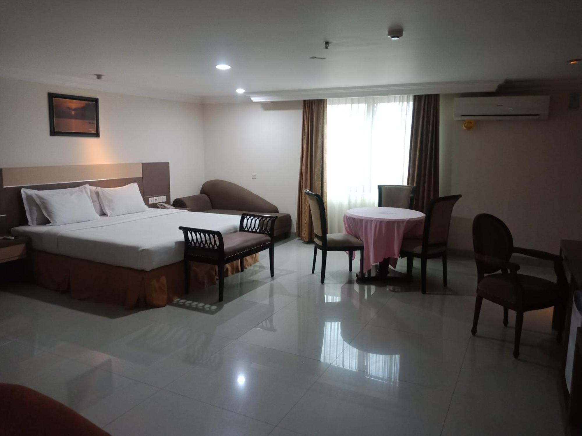 Manise Hotel Ambon Eksteriør bilde