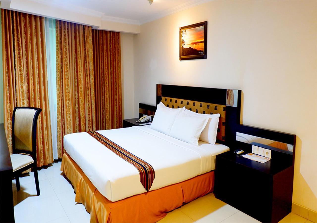 Manise Hotel Ambon Eksteriør bilde