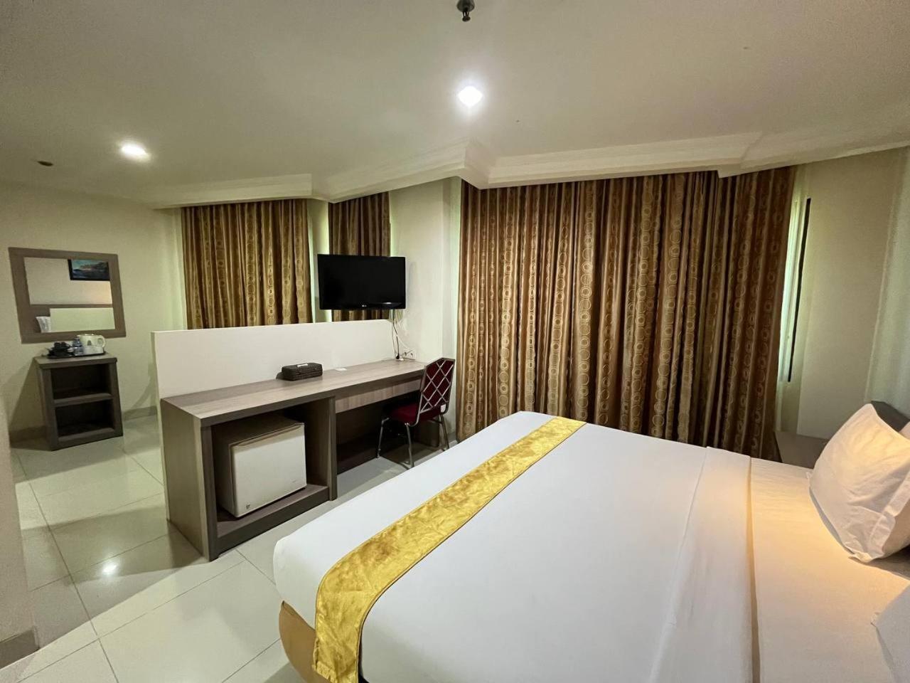 Manise Hotel Ambon Eksteriør bilde