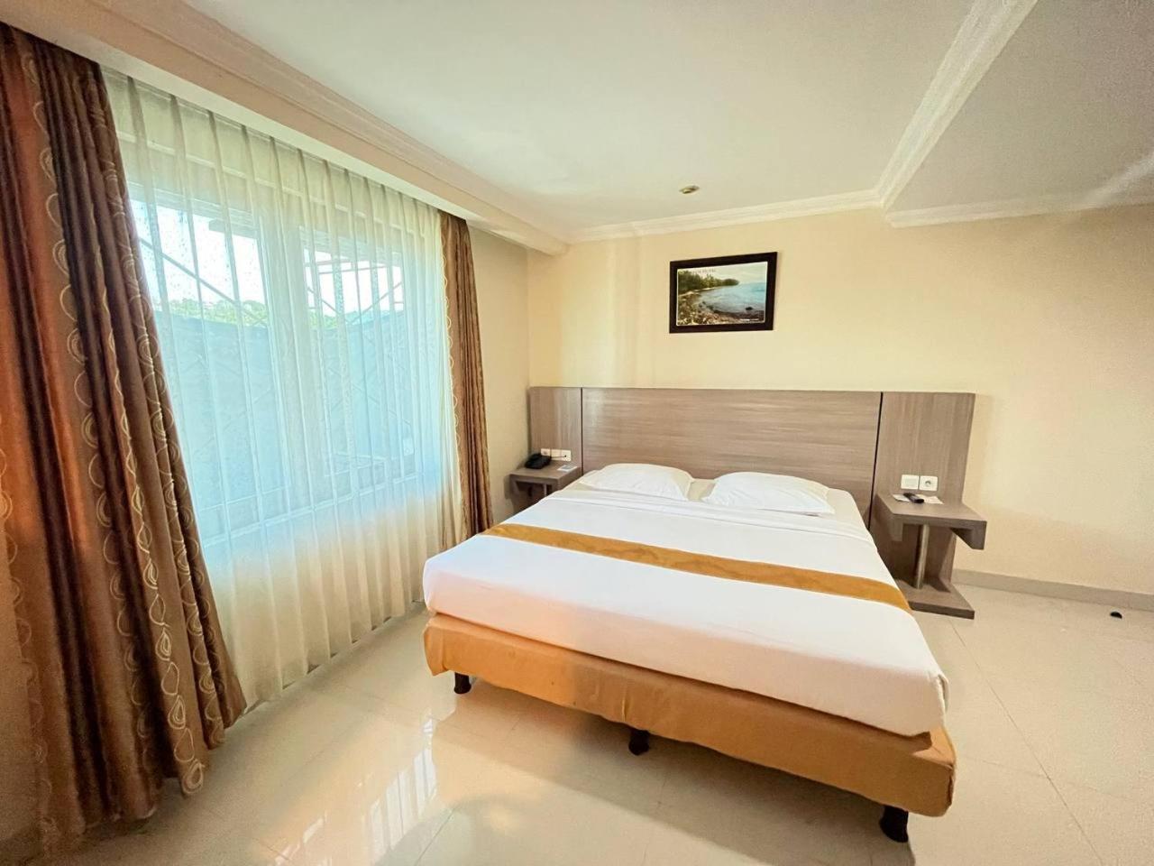 Manise Hotel Ambon Eksteriør bilde